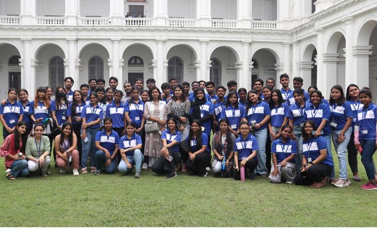 Fashion & Interior Design Students visit to Indian Museum