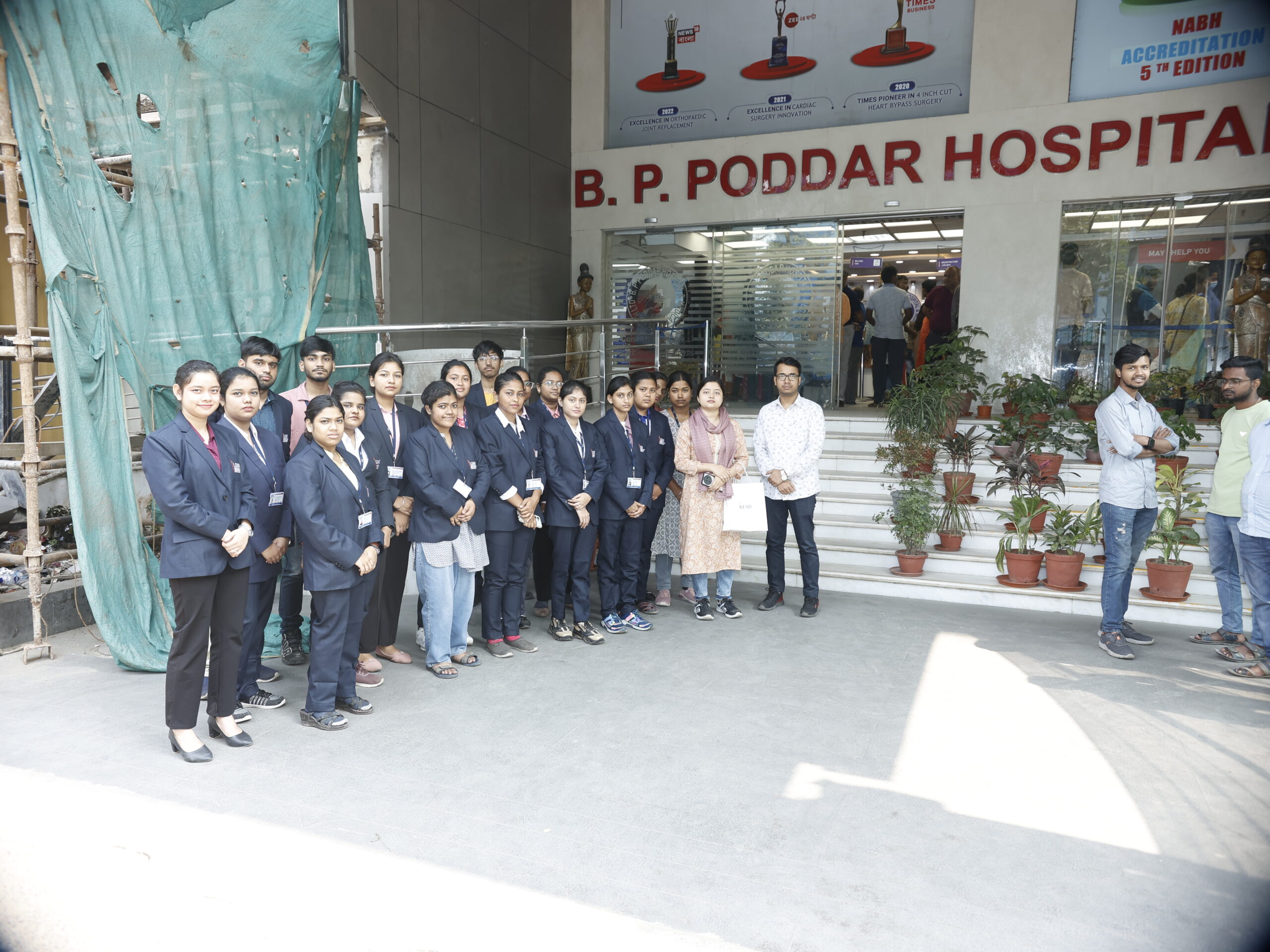iLEADers Gained Practical Insights at B. P. Poddar Hospital